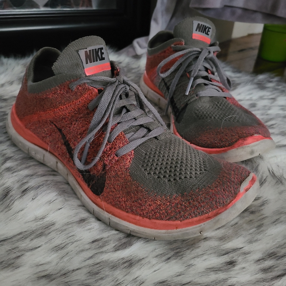 Nike Free Flyknit Size 8